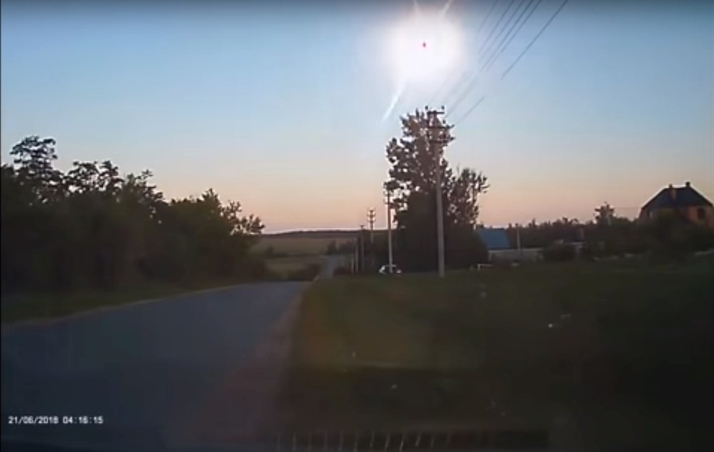 Superbolide_Russo_20180621_0415TL